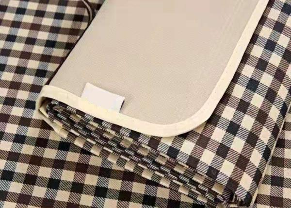 Water Repellent Plaid Picnic Mat Collapsible For Camping / Hiking