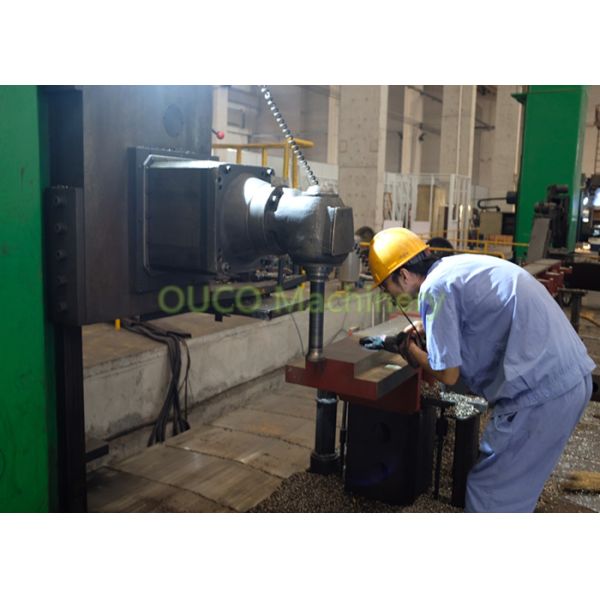 Compact Truck Mounted Boom Crane , 100T Lorry Mounted Crane Full Power Boom