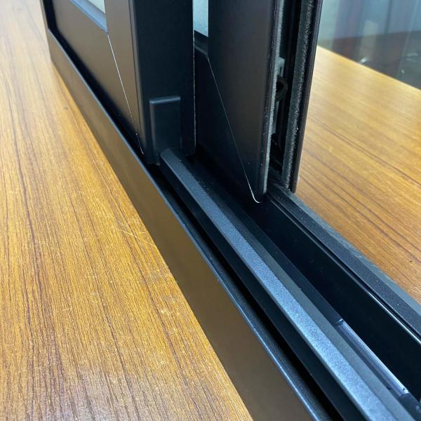 オーダーメイド アルミ スライディング ウィンドウ 双面ガラス と 昆虫 画面