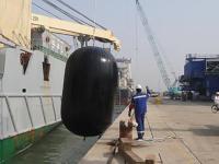 D3300*L4500 lançam o tipo para-choque Mesh Type Pneumatic Fender de Yokohama