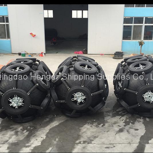 Yokohama Net-Type Floating Pneumatic Marine Rubber Fenders 50/80kpa Chain Tire Net Ship-to-Ship / Port ISO 17357 All Color