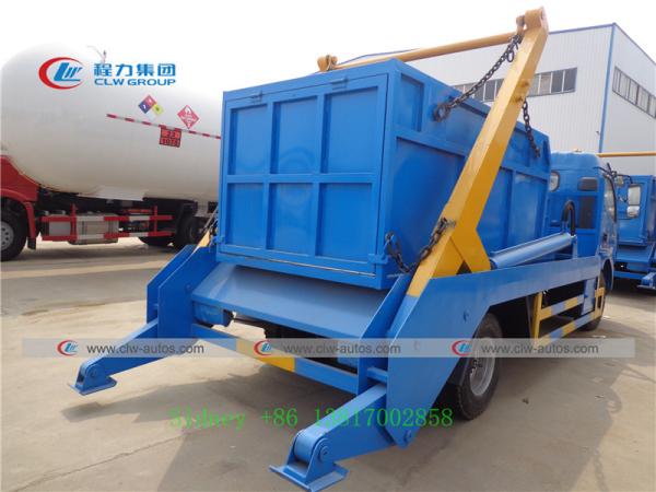 Caminhão de lixo do braço do balanço de Dongfeng 4x2 5tons 5cbm 5000liters para serviços do sanition