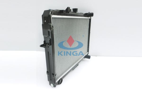 High Performance E2200 Mazda Radiator Replacement OEM , Genuine Mazda Spare Parts