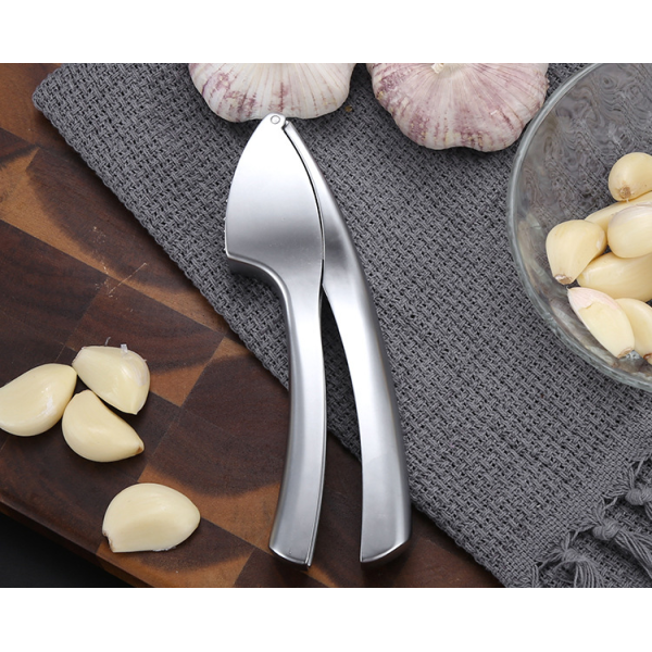 Stainless Steel Zinc Alloy Manual Garlic Press Hand Press for Cooking Kitchen Tools