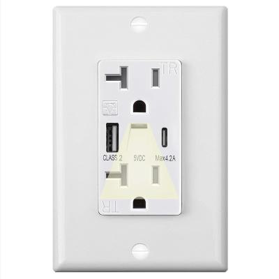 Warm White Night Light USB Outlet 20A 125V 60Hz 5V 4.2A Outlet With Night Light And USB