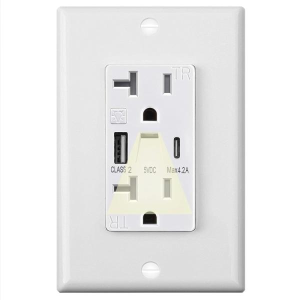 Warm White Night Light USB Outlet 20A 125V 60Hz 5V 4.2A Outlet With Night Light And USB
