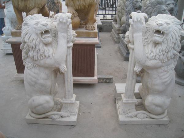 Black Outdoor 120cm Lion Statue With Ball Stone Carving Sculpture