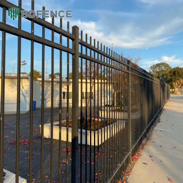 Low Profile Customized Tubular Steel Fence Discreet Barrier