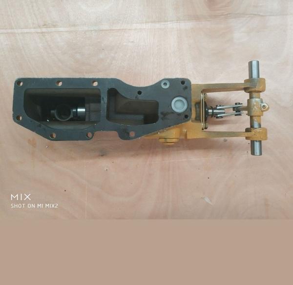 Repuestos de buena calidad 141-10-00535 Refuerzo para la excavadora D60A-6
