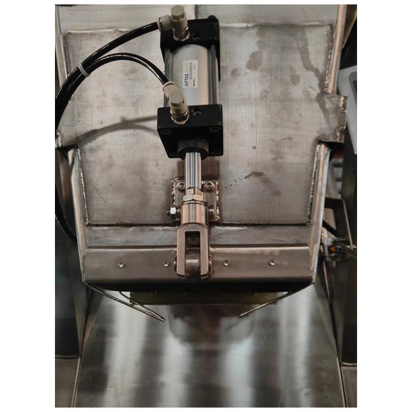 25KG 50KG Semi-automatic Packing Machines Masterbatch Barley Cocoa Powder Rice Activated Carbon Filling Bagging Packing Machine
