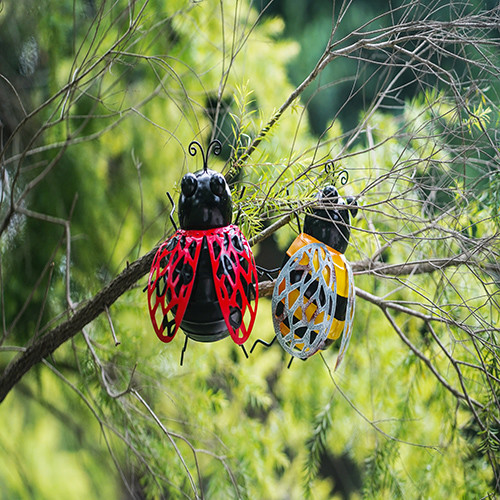 Le métal ouvre le jardin en métal ornemente des décorations de jardin