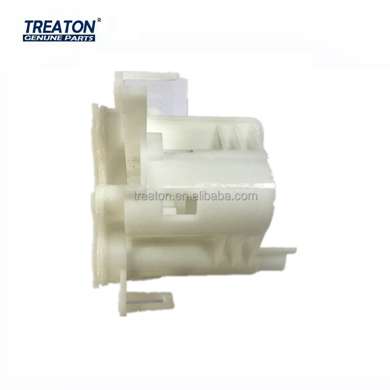 Treaton Hot Sale High Quality FUEL FILTER for IS250 with Good Price 23300-31140 in Stock