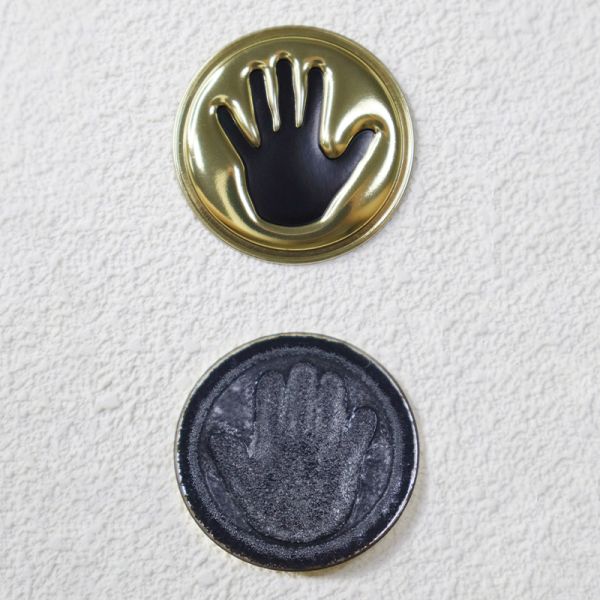 Custom 3D TPU High-Frequency Patch - Metallic Gold Handprint Design for Apparel & Accessories