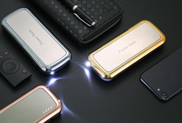 LED light Gold Mirror 10000mAh 18650 Battery Power Bank Portable Mirror Phone Charger