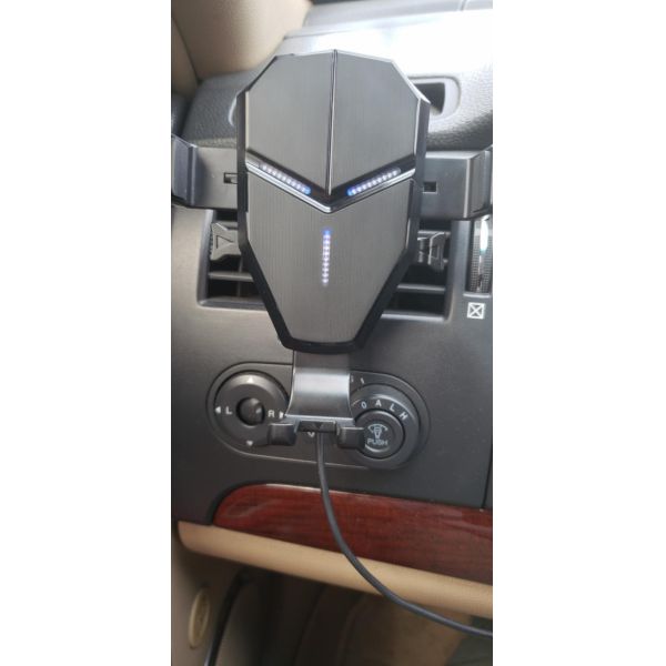 Aluminum Alloy 10W 8mm 360° Rotation Qi Phone Charger