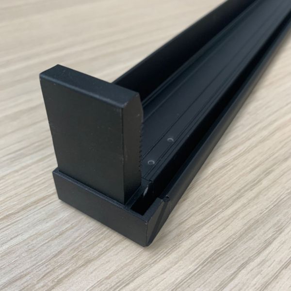 Алюминиевые солнечные каркасы Длина 2278x1134 мм Раздел 35x35 мм Для солнечных панелей