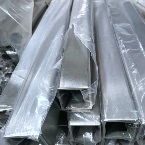 Aisi Astm A270 Seamless Stainless Steel Pipe Welded 309s Mirror Polished Tube Square