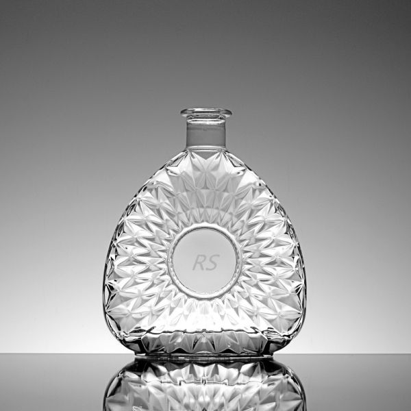 Sealing Type CROWN CAP Super Flint Wine Glass Bottle in Crystal White Material