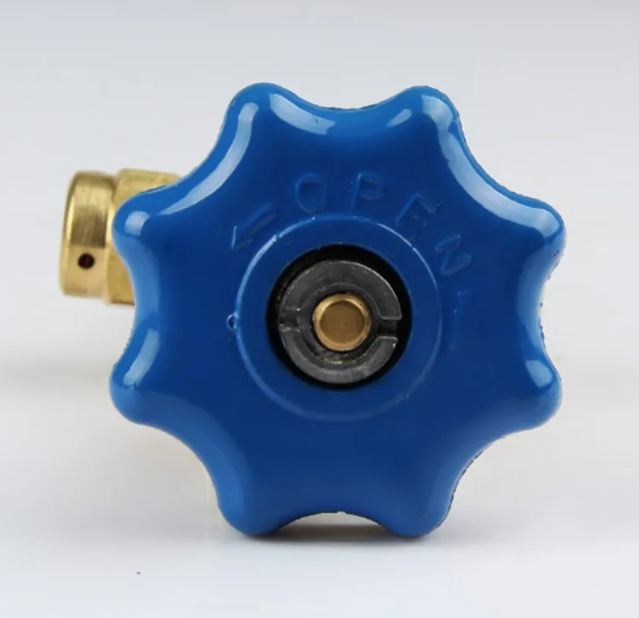 High Pressure Brass CO2 Cylinder Valve for Soda Machine Beverage Industrial Use 150Bar