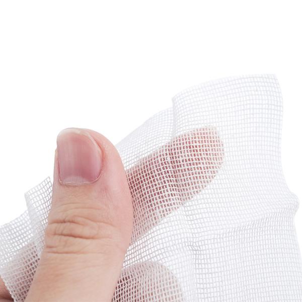 High Absorbent Gauze 90cm*100m with High Breathability and Absorbency