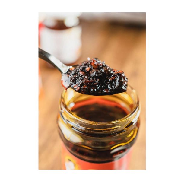 Spicy Flavor Laoganma Chili Sauce in 210G/280G Glass Bottle for Dipping Condiment Easy