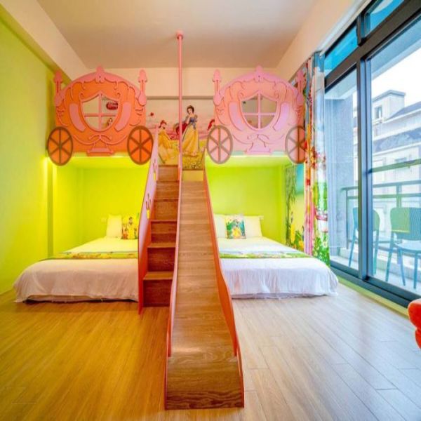 Small Family Vacation Slide Indoor Kids Slide for Kids' Activities