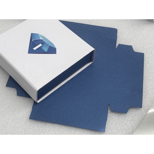 120*120*35mm Customized Paper Magnet Necklace Box and Pouches Ideal of High- Jewelry