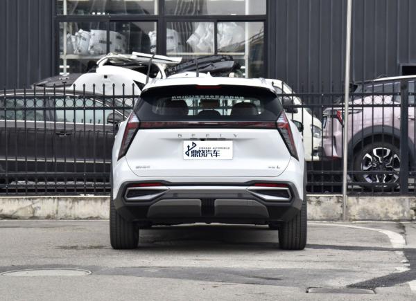 Fuel Powered 2024 Geely Auto Boyue L SUV Vehicle 1571KG Made In China