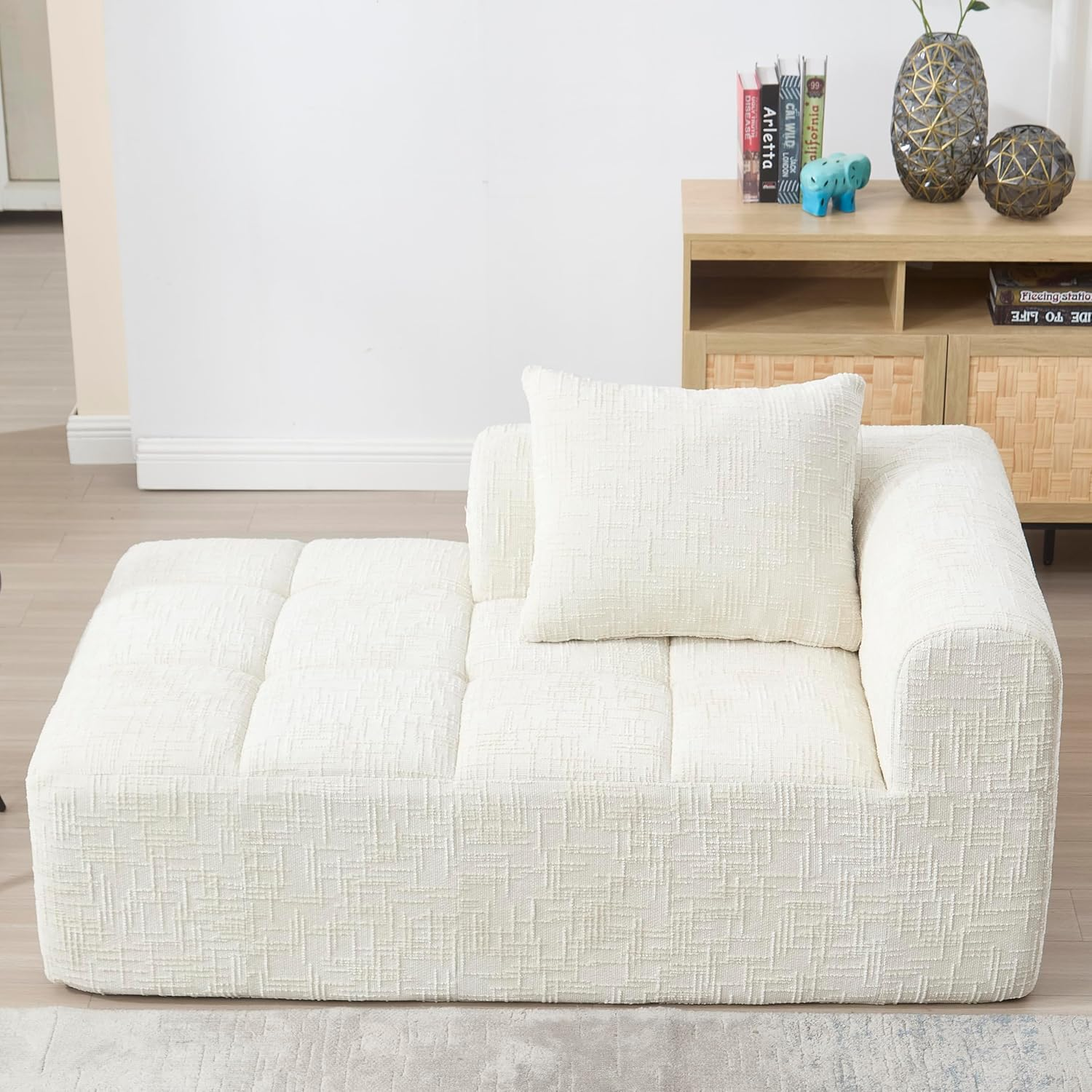 Modern Single Seater Upholstered Modular Sectional Sofa Cushion Chaise Longue Sofa Could Couch Compressed Sofa for Living Room