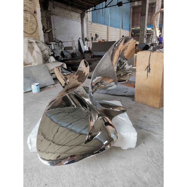 Abstract Seed Stainless Steel Sculpture Overlapping Outdoor Garden Statuary