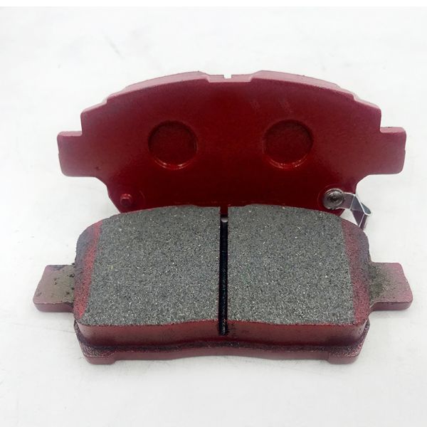 Excellent D822 Carbon Ceramic Brake Pad for YARIS P1 and Vios Car Model