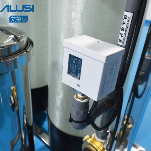 380V 500lph RO Borehole Salty Water Treatment Plant Automatic