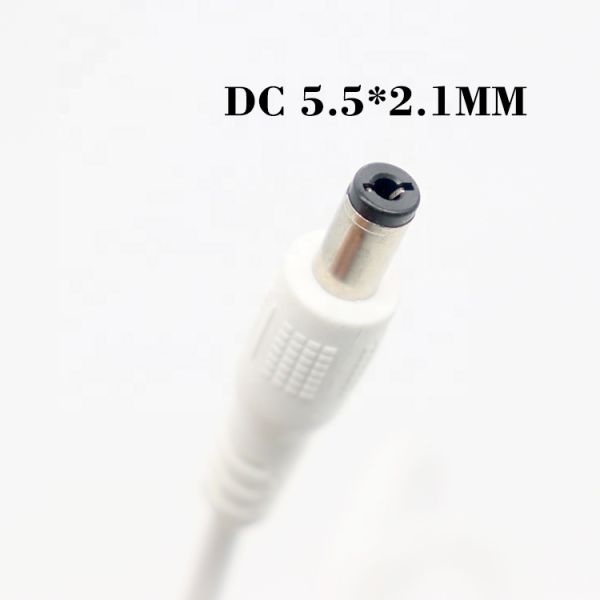 Blanco 1M 5V USB 2.0 Un macho a DC Jack 5.5X2.1mm Cable de cargador de energía