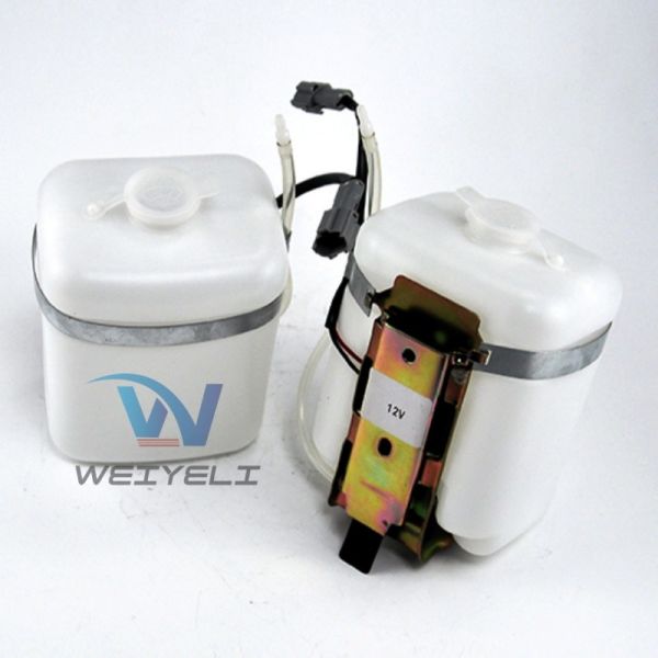 Coolant Expansion Kettle XCMG12V/24V Washer Wiper Auxiliary Water Bottle Windshield Cleaning Spray Bottle
