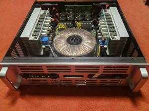 Amplificador de potência de palco de 2 canais para Karaoke com sistema de saída