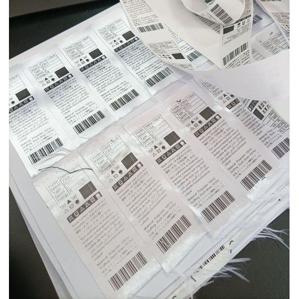 Internationally Renowned Washing Label Foil Ribbon Resin Ribbon for Printer Ribbons