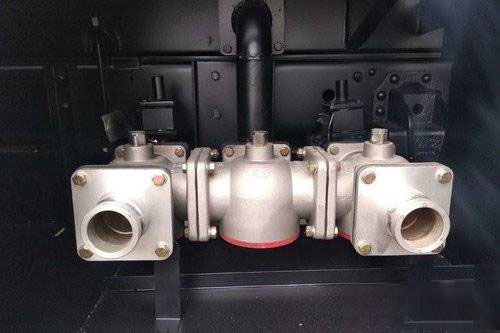 Duolika D6 Used Heavy Duty Trucks 140HP Euro 5 Fuel Tank Truck