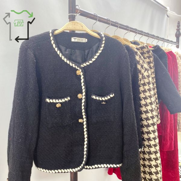 Grade A Used Ladies Clothing Warm Fashion Casual Elegant Winter Clothes Set