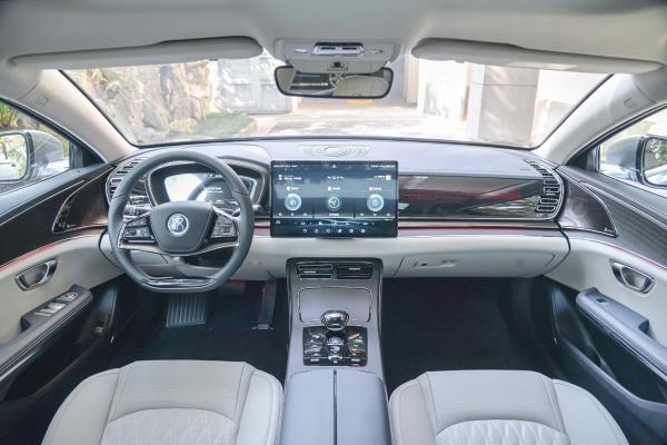 BYD HAN Sedan Electric Car Long Endurance Luxury Version High Speed 610KM