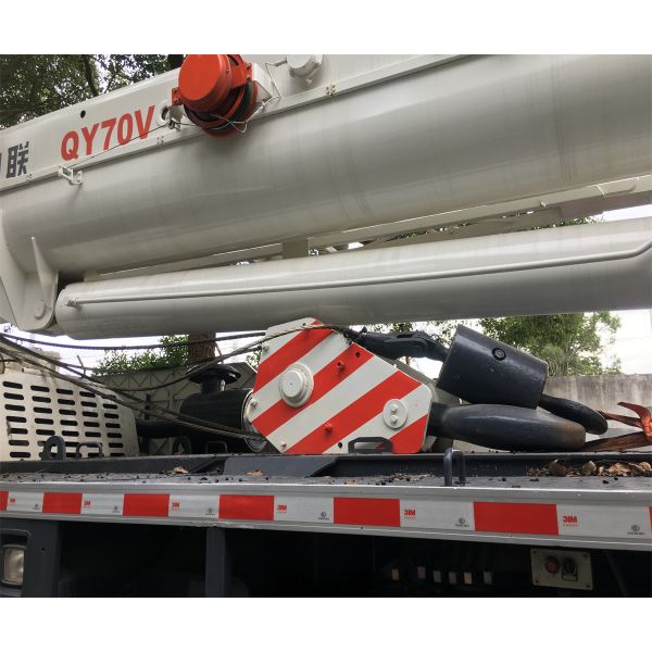 ZOOMLION QAY180 Truck Crane Mobile Crane 70000 kg for Chinese Construction Market