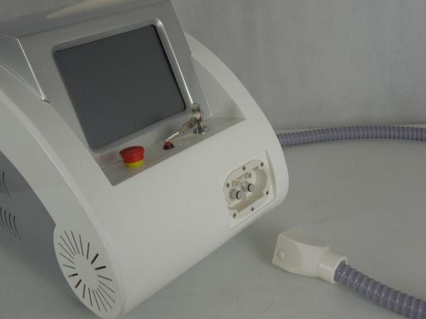 500 000 Shots Professional Tattoo Removal Machine One Pieces Handle With Three Tips
