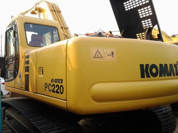 Used Original Japanese Made KOMATSU PC220-6 Crawler Excavator for sale From China