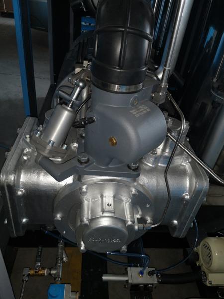 175HP 132kw Oil Free Screw Air Compressor for electronic industrial cleaning and packing
