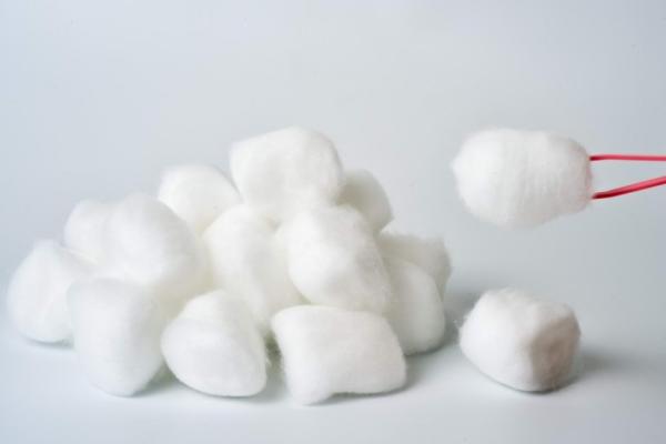 Pure FDA 80 Degree Sterile Cotton Balls
