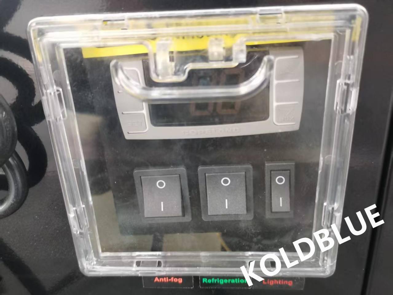 900mm Ventilated Anti‑Fog Cake Display Chiller with 2‑Layer Stainless Base