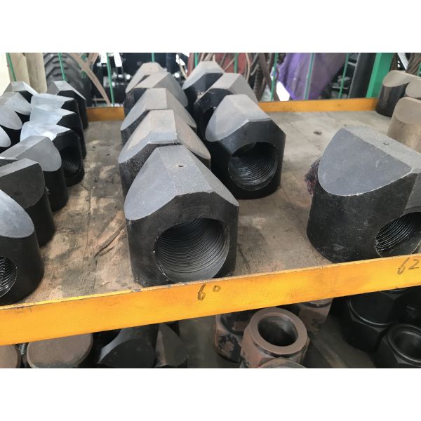 High Chromium Iron Excavator Parts / Through Bolt And Side Bolt For Hydraulic Breaker