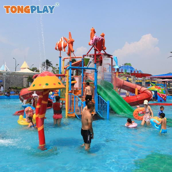 Taille et couleur personnalisée Village d'eau Combinaison pour enfants amusant équipement de loisirs aquatiques parc extérieur terrain de jeux d'eau
