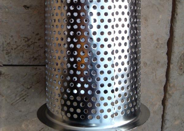 0.4mm Thickness Perforated Wire Mesh Metal Tube 200mm OD Mill Edge