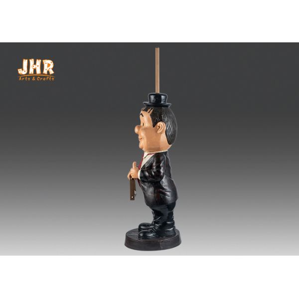 оформление ресторана скульптуры человека Полыресин держателя туалетной бумаги Батлера смолы высоты 76км