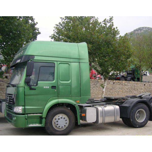Тележка LHD 4X2 Euro2 420HP ZZ4187V3511V трактора SINOTRUK HOWO